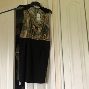 Black dress w/reptile print  top Sz. M NWT.